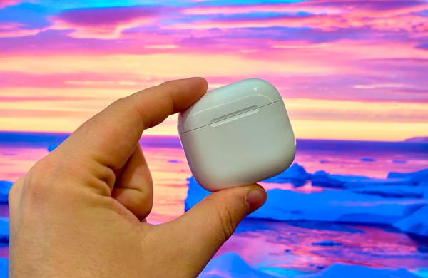 Обзор Apple AirPods 4: немного более доступных наушников без ANC