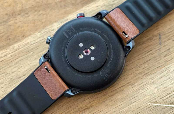 Обзор Xiaomi Amazfit GTR 42 mm: недорогих смарт-часов для активных людей