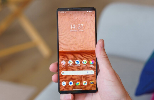 Обзор Sony Xperia 1 VI: слишком дорогого флагманского смартфона для съёмки