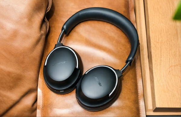 Обзор Bose QuietComfort Ultra Headphones: топовых наушников с объёмным звучанием