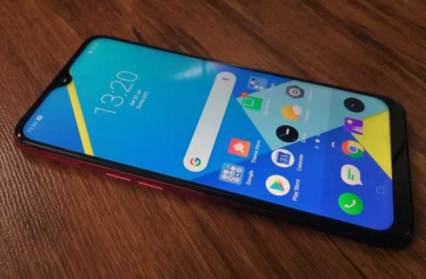 Обзор Realme 3i: если нужен красивый бюджетный смартфон