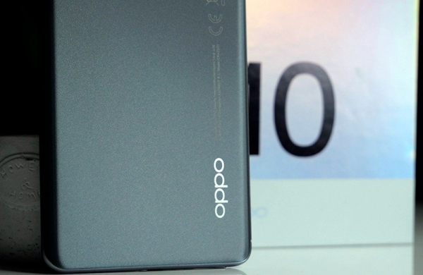 Обзор Oppo Reno10 5G: смартфона со стильной внешностью и множеством различий