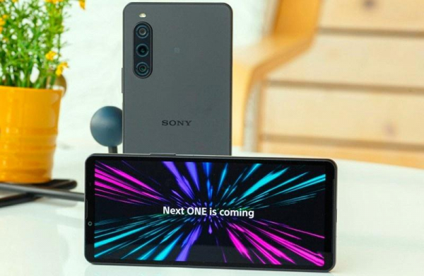 Обзор Sony Xperia 10 V: смартфона с хорошей камерой и автономностью за меньшие деньги