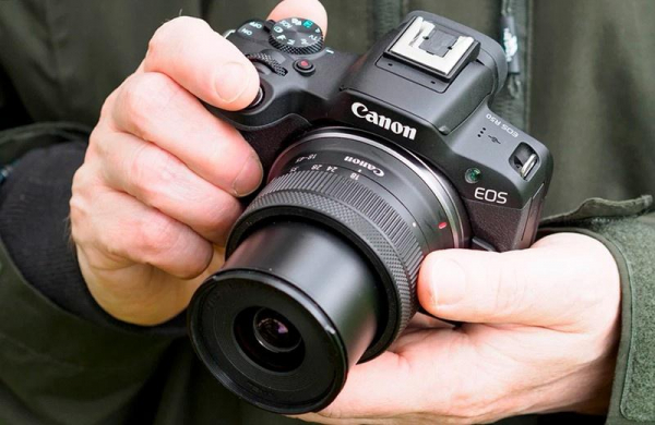 Обзор Canon EOS R50: камеры с первоклассным автофокусом в компактном корпусе