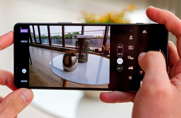 Обзор Sony Xperia 1 V: мощного смартфона для съёмки с инновационными решениями