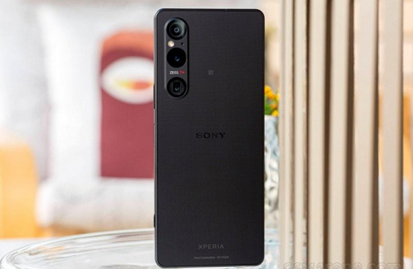 Обзор Sony Xperia 1 V: мощного смартфона для съёмки с инновационными решениями