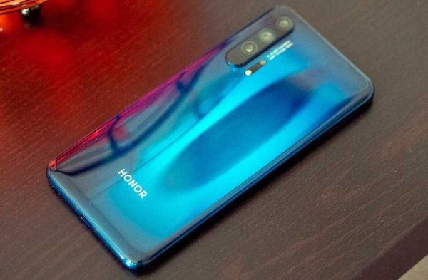 Обзор Honor 20 Pro: роскошный телефон для повседневности