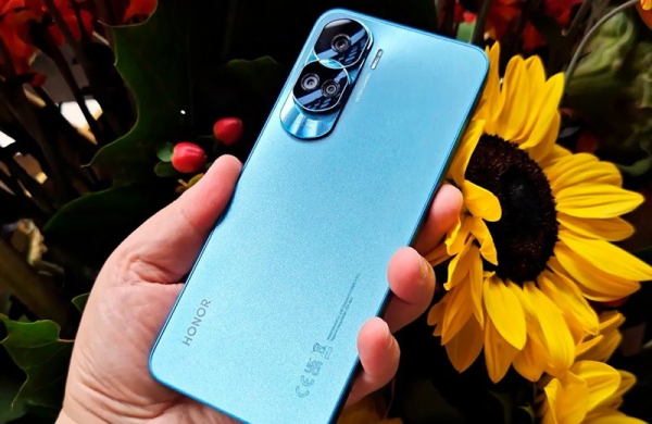 Обзор Honor 90 Lite: упрощённого смартфона не для каждого пользователя