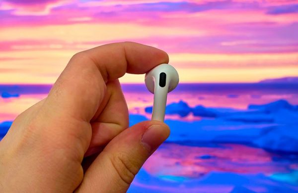 Обзор Apple AirPods 4: немного более доступных наушников без ANC
