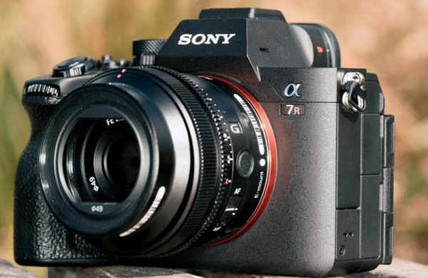 Обзор Sony a7R V: полнокадровой камеры для потрясающих фотографий разрешением 60 Мп