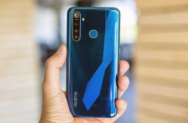 Обзор Realme Q (5 Pro): бюджетный и улучшенный смартфон